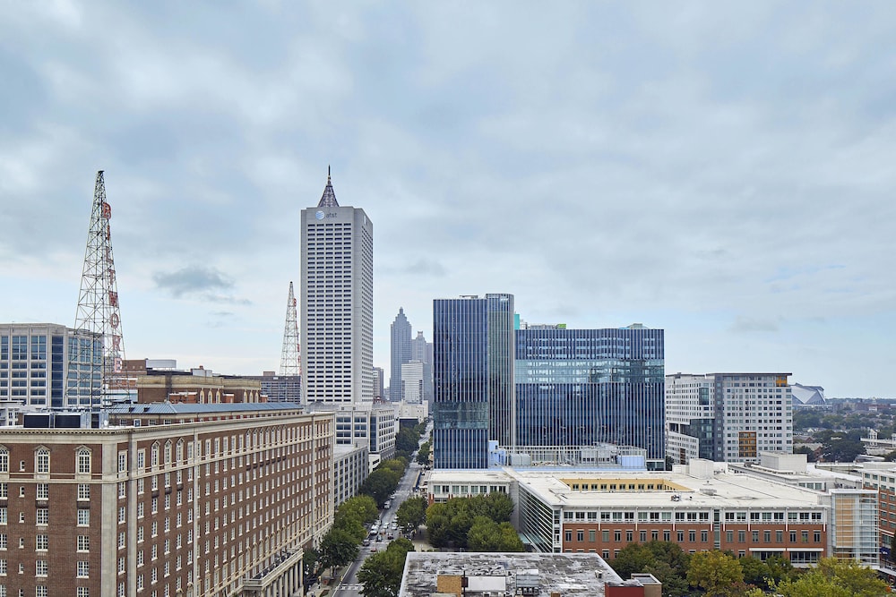 Executive Suite, 1 Bedroom, City View - Photo 5