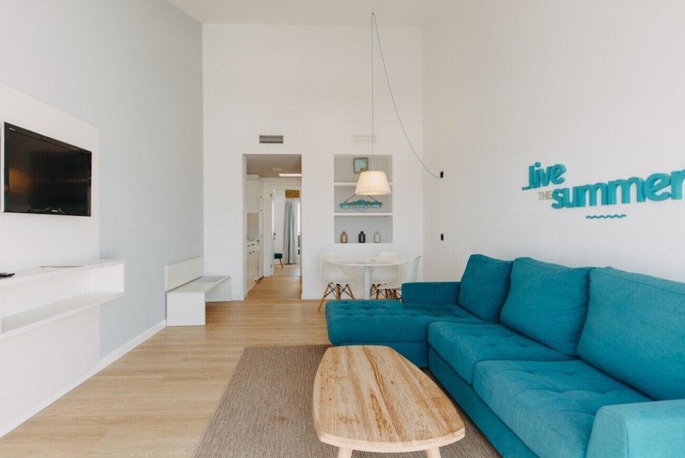 Suite, 2 Bedrooms, Balcony (3 adults) - Photo 1