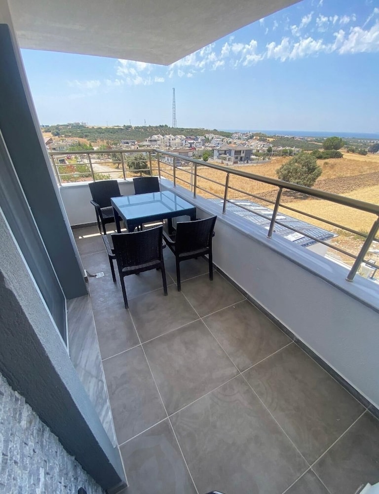 Economy Apartment, Balcony, Sea View photo 2