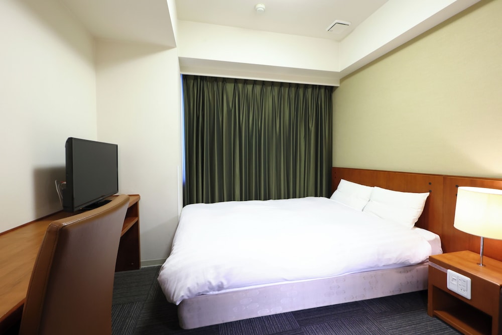 Double Room, Non Smoking  (No specific view, 15sqm) - Photo 5