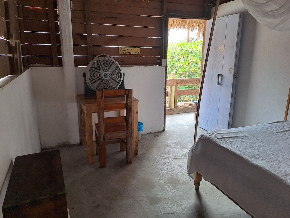 Basic Room photo 3