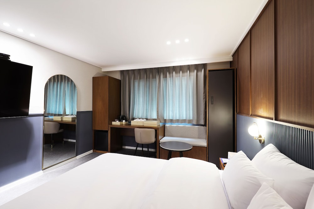Premium Double Room photo 2