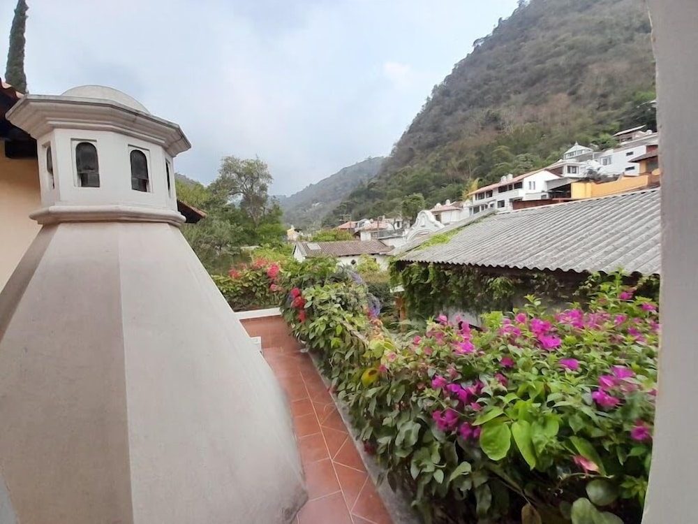 Deluxe Double Room, Balcony, Mountain View photo 2