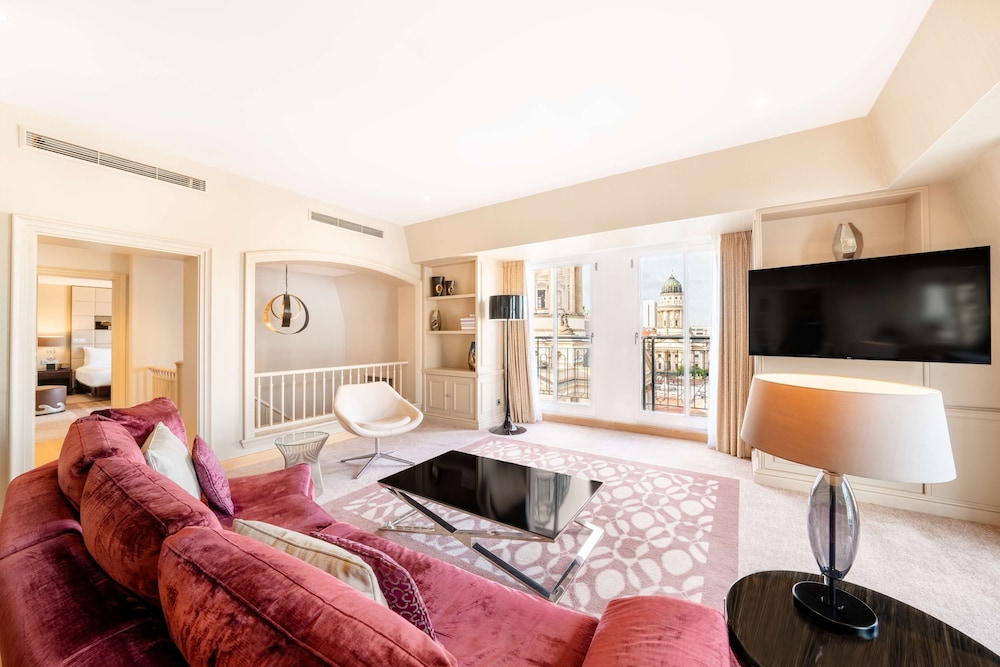 Presidential Suite, 1 King Bed (Dome View, Lounge Access)