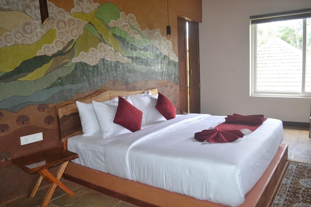 Honeymoon Cottage photo 2