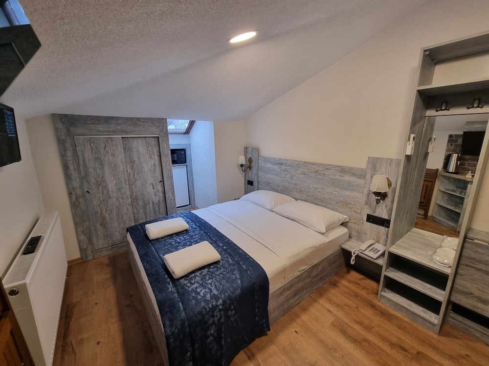 Economy Loft photo 2