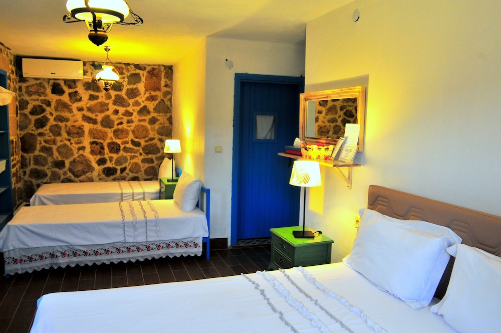 Comfort Room, Multiple Beds photo 1