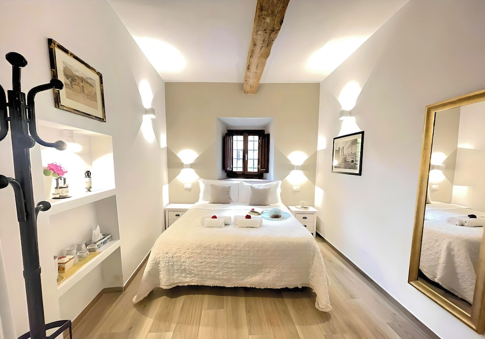 Comfort Double Room, City View