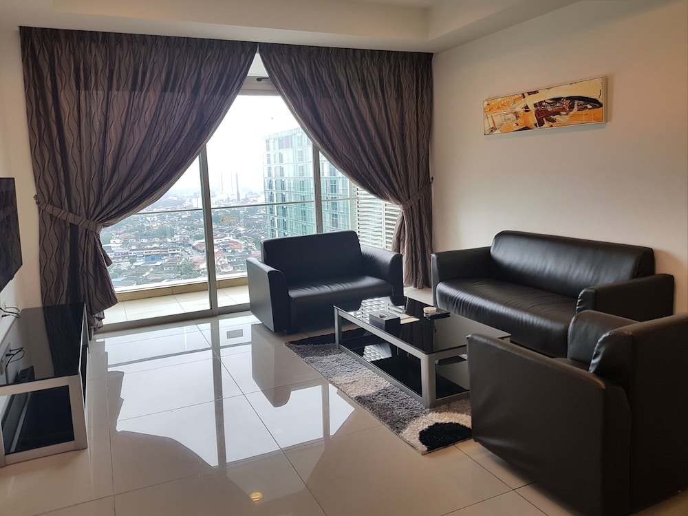 Apartment, 4 Bedrooms (Check in at D'Esplanade Residence)