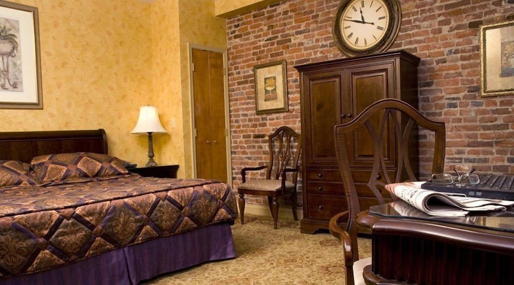 Deluxe Room, 1 King Bed