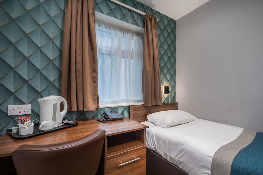 Single Room photo 1