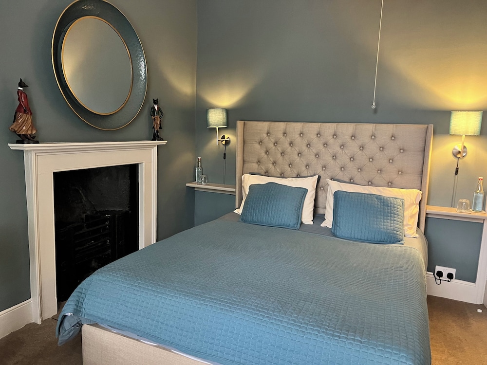 Classic Double Room, City View photo 1