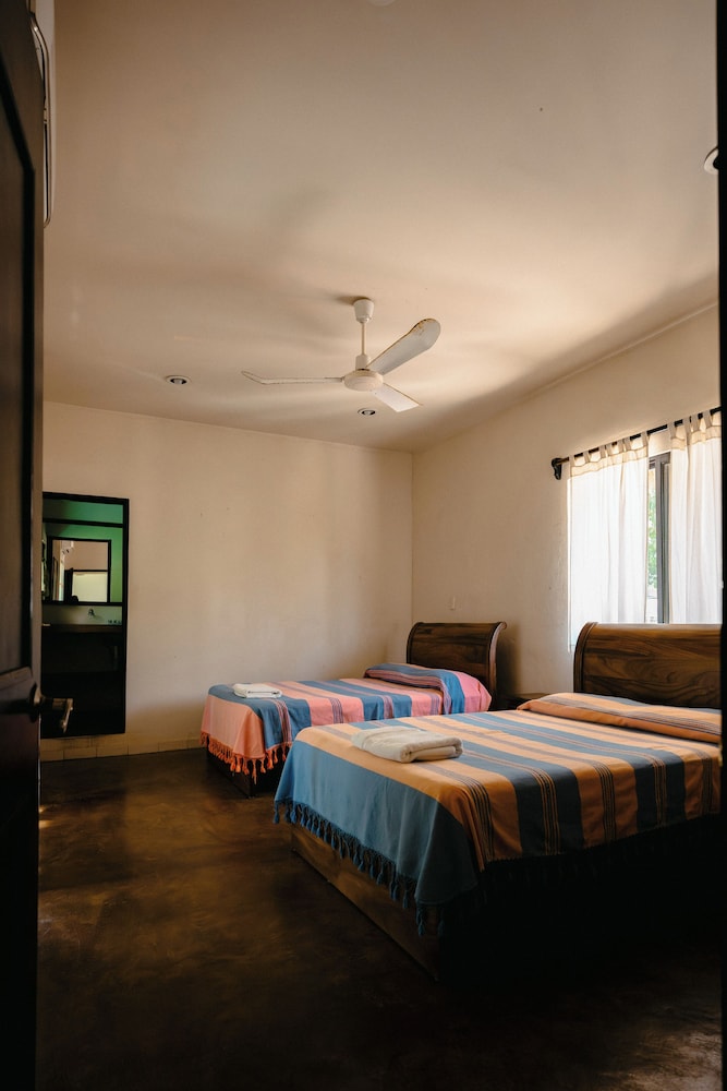 Bungalow photo 1