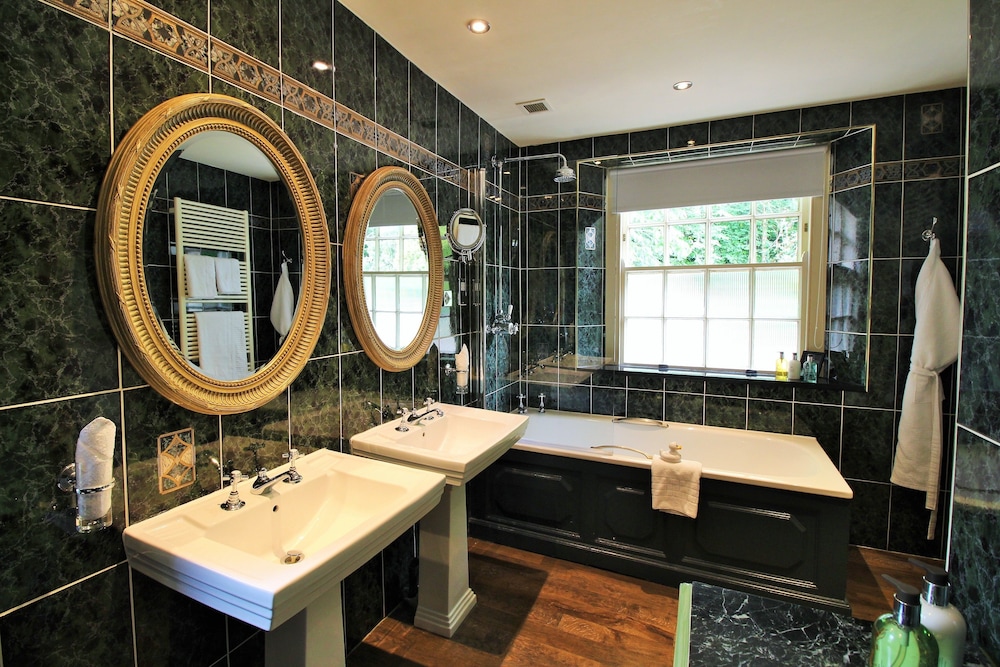 Classic Double Room - Photo 7
