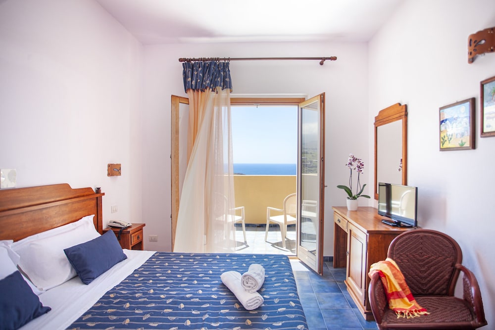 Standard Room - Photo 1