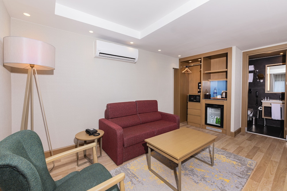 Available room