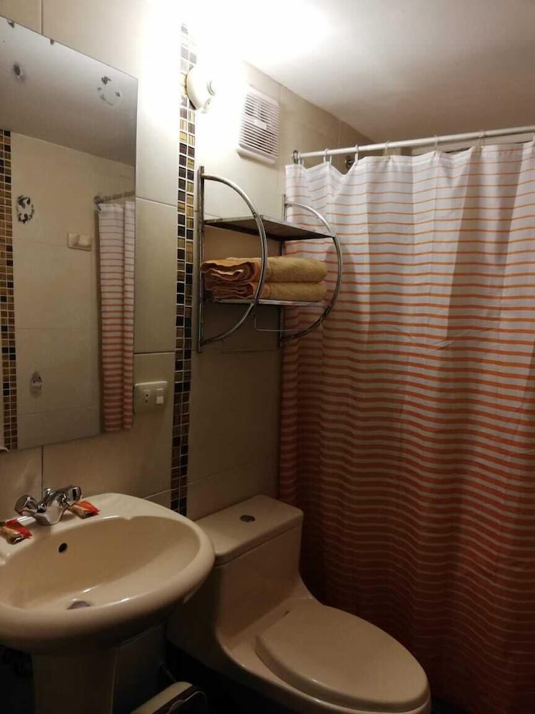 Deluxe Room, 1 Double Bed photo 2