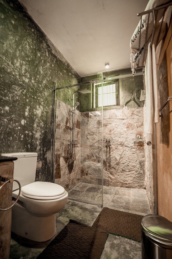 Luxury Room, 1 Bedroom - Photo 5