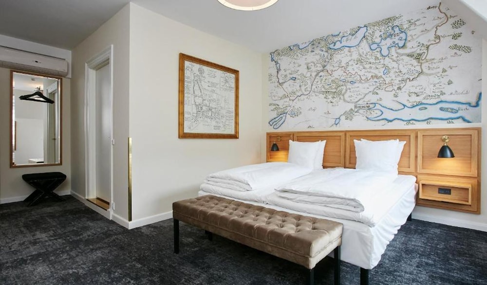 Deluxe Room, 2 Twin Beds photo 3