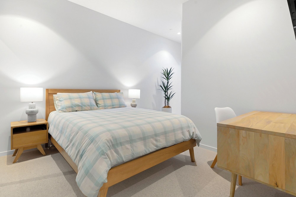 Deluxe Apartment, 3 Bedrooms, Partial Ocean View photo 1