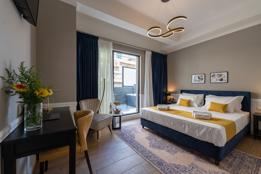 Deluxe Double Room photo 3