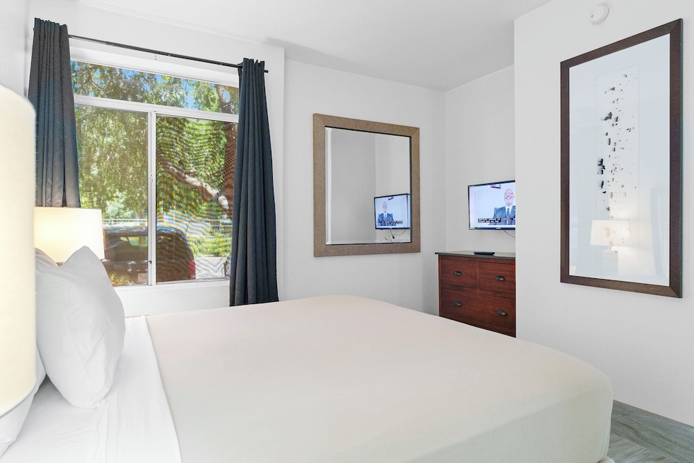 Family Apartment, 1 Bedroom photo 2