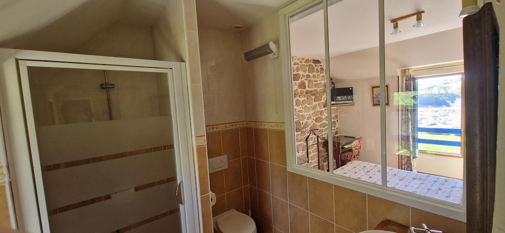 Double Room (Pere Pierron) photo 2
