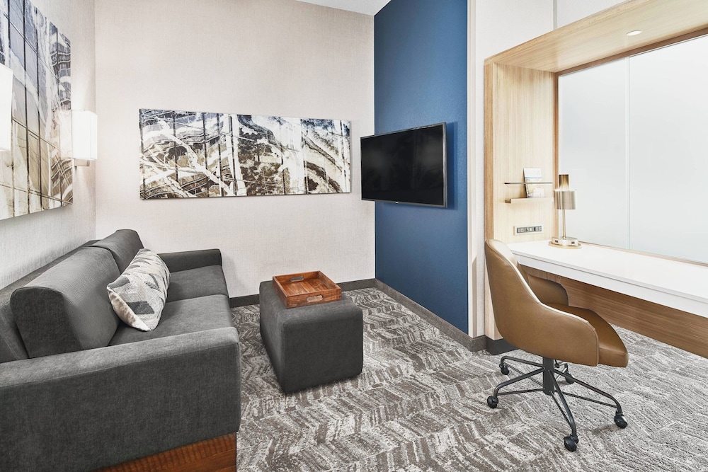 Suite, Multiple Beds - Photo 1