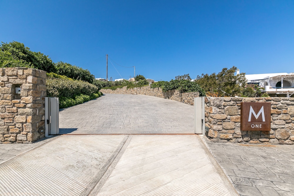 Exclusive Villa, 4 Bedrooms, Sea View (M One) - Photo 20