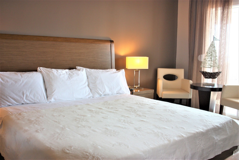 Double Room, Jetted Tub photo 3