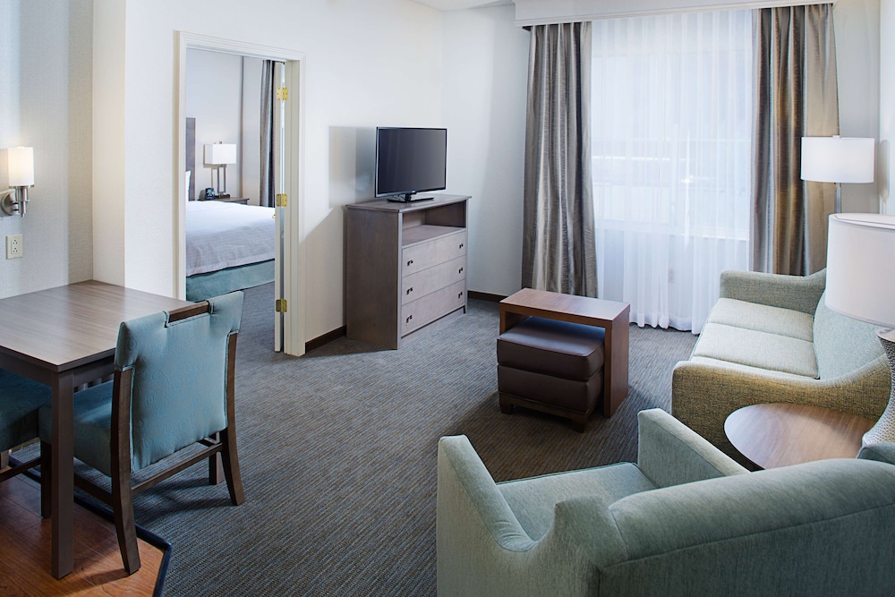 Suite, 2 Double Beds - Photo 1