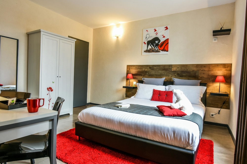 Double Room - Photo 1