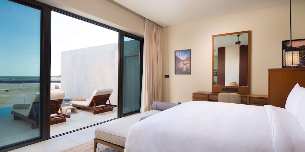 Room, 2 Twin Beds, Terrace, Sea View - Photo 1