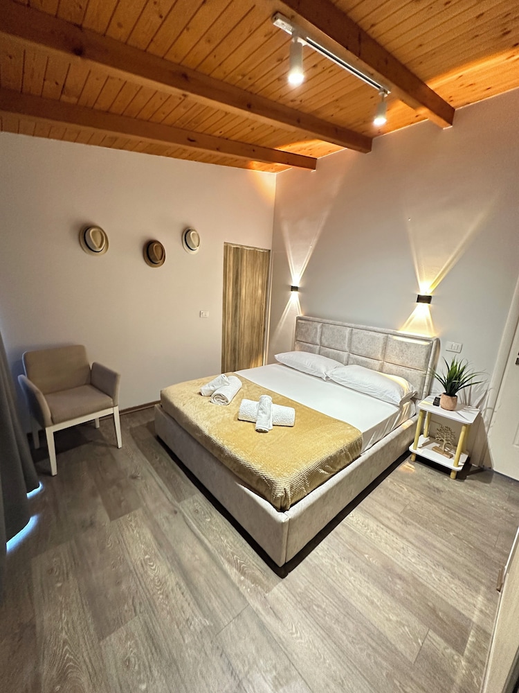 Billede 10 af Deluxe Double Room, Balcony, City View