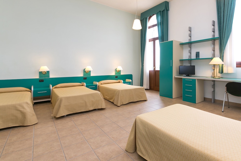 Quadruple Room photo 1