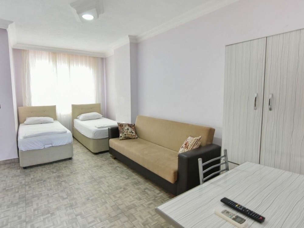 Family Apartment, 1 Bedroom photo 3