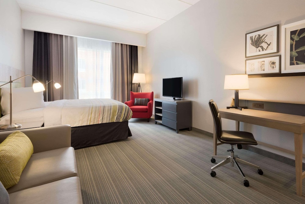 Studio Suite, 1 King Bed, Accessible, Non Smoking
