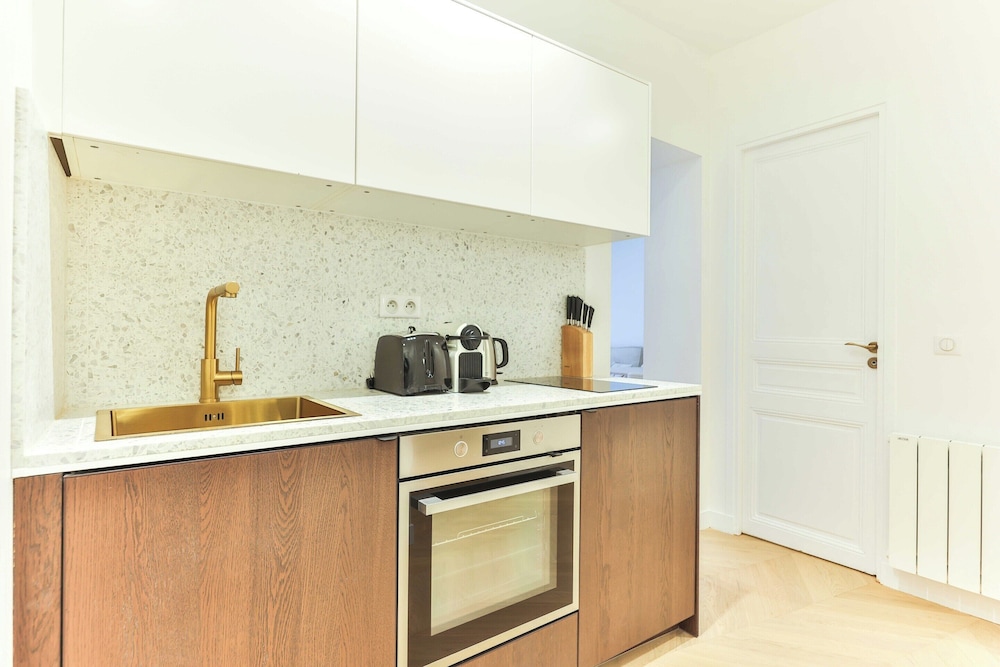 Apartment photo 3