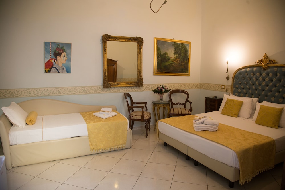 Standard Triple Room, Courtyard View