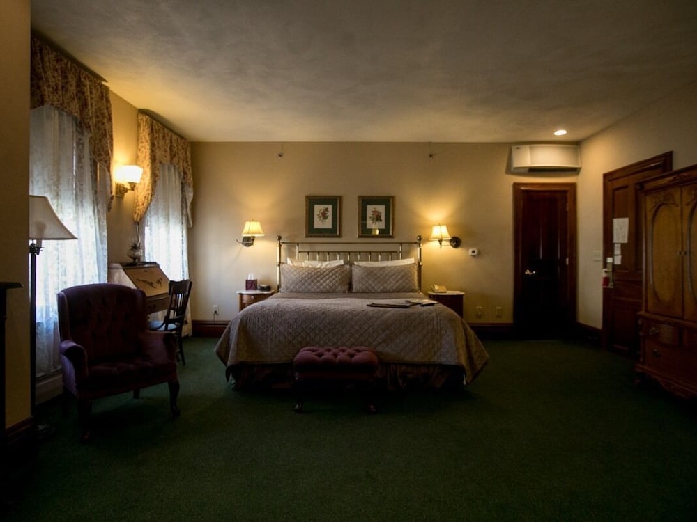 Standard Double Room, Ensuite (24)