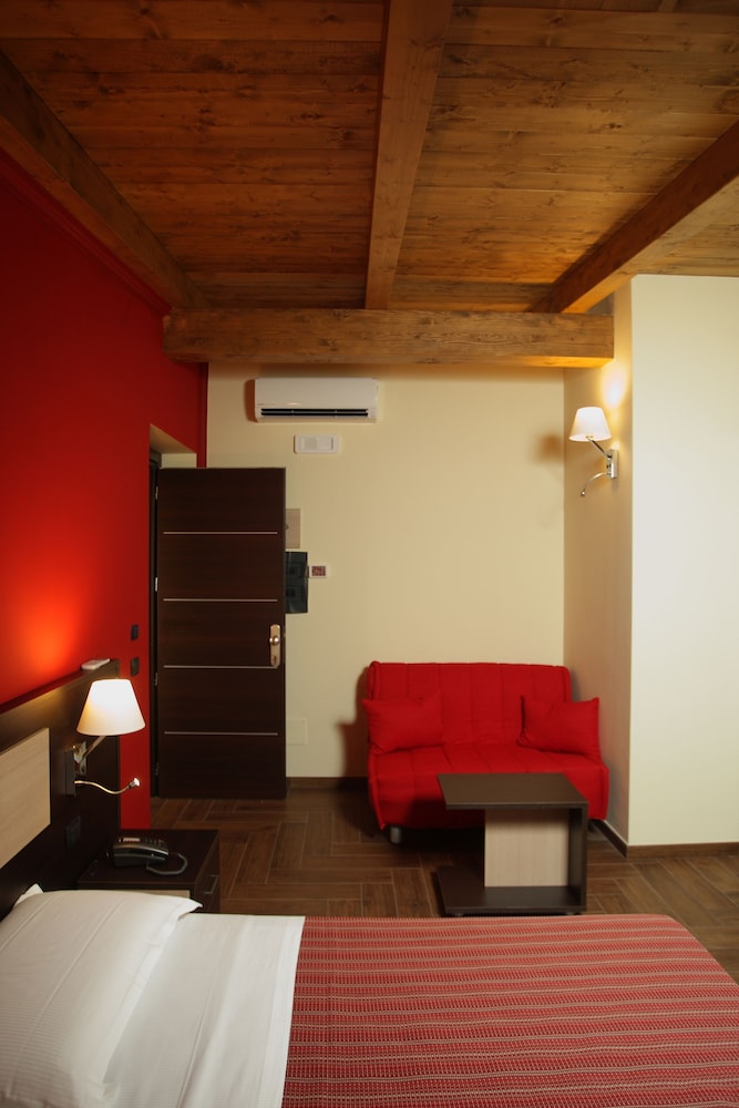 Deluxe Double Room photo 2