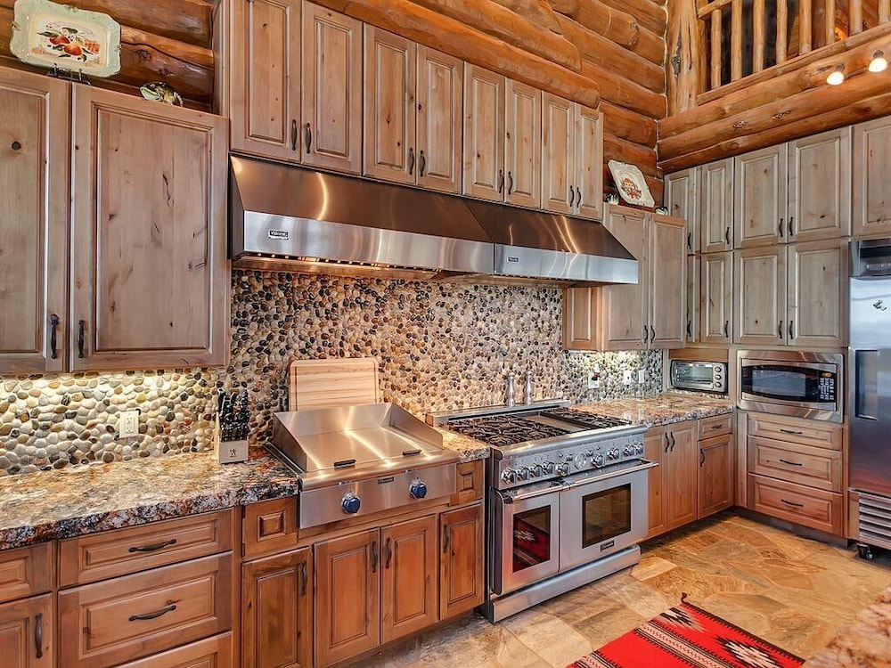 House, Multiple Beds (LX28: Gold Beach Oceanfront Estate) photo 3
