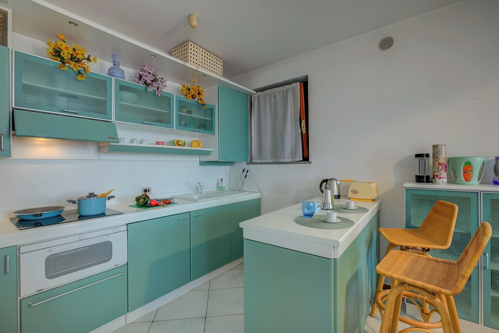 Family Apartment, 1 Bedroom (Appartamento La Quercia With Pool) photo 3