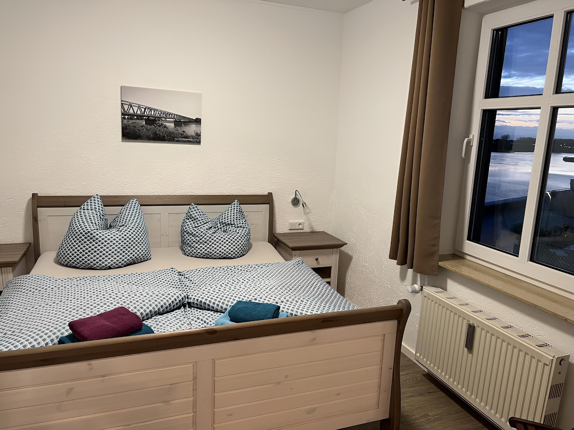 Business Double or Twin Room, River View, Corner photo 3