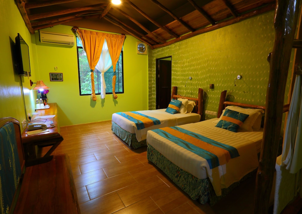 Superior Twin Room, 2 Twin Beds photo 1
