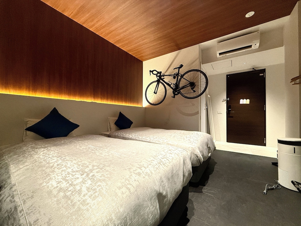 Standard Twin Room photo 3