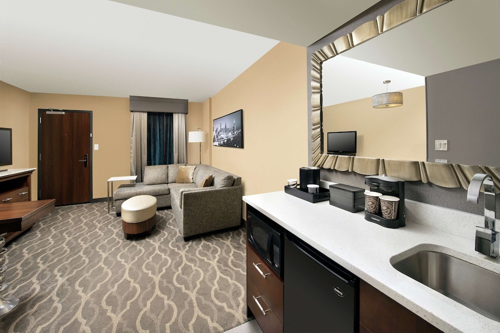 Room, 1 King Bed, Allergy Friendly - Photo 4