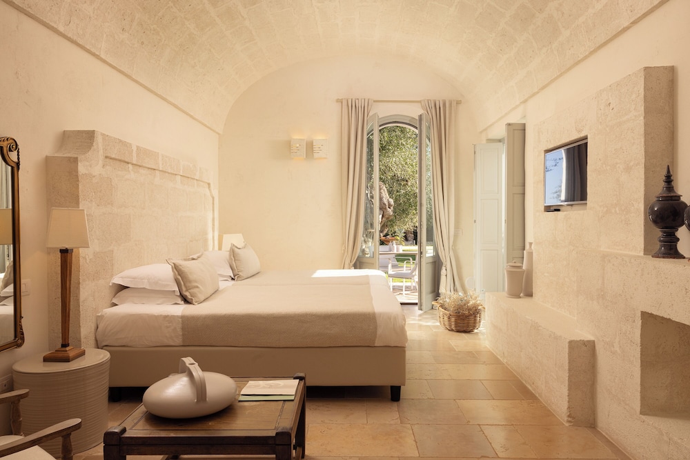 Superior Double or Twin Room photo 1