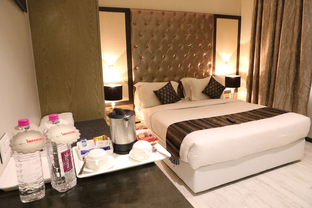 Executive Room - Photo 3