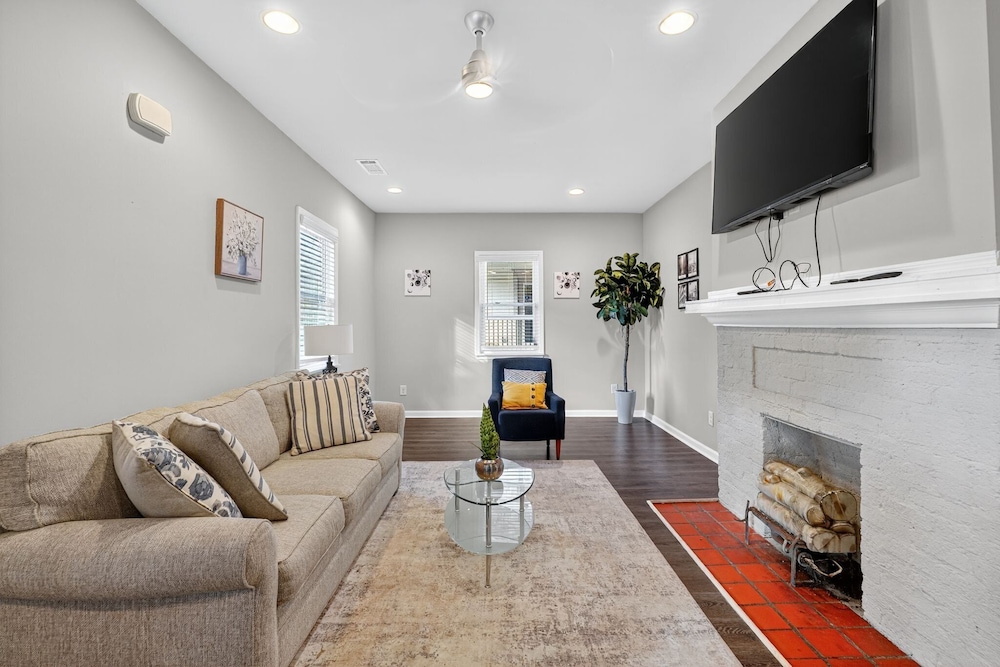 House, 4 Bedrooms